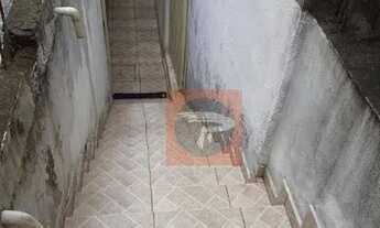 Imagem 3: Casa com 3 comodos independente para alugar, por R$ 700/mês - Parque Boa Esperança - São P