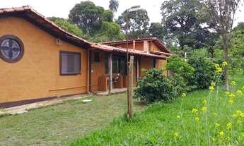 Imagem 2: Casa com 176m2 de construção em terreno com 3.792m2 em Lagoa Santa / MG