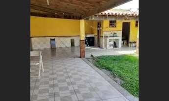 Imagem 6: Casa com amplo terreno