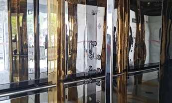 Imagem 3: Cabine de elevador