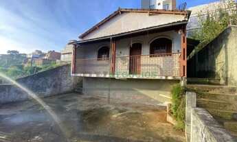 Imagem 2: )(- Ótima casa individual e documentada com 2 quartos em São Pedro