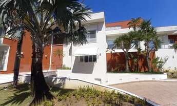 Imagem 3: Casa de condomínio para venda com 1645 metros quadrados com 9 quartos