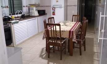 Imagem 7: Casa para venda tem 180 m² com 2 quartos em Jardim Rio Branco - São Vicente - SP