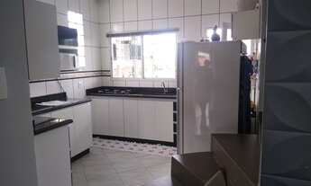 Imagem 2: Casa para venda com 170 metros quadrados com 3 quartos em Centro - Jaboticatubas - MG