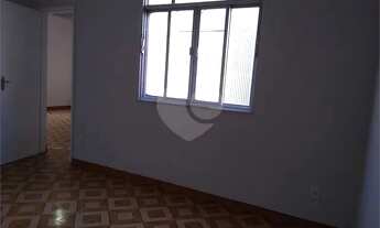 Imagem 5: Ótimo apartamento, prédio único com apenas três andares, um por andar, coração Vila da Pen