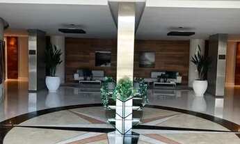 Imagem 3: Vendo apto alto padrão, no Edifício PORTO ATLÂNTICO, Centro, próximo a Marina 4 suítes 3 v