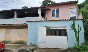 Imagem: 2 casas com garagem