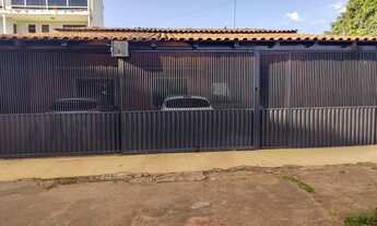 Imagem 3: Casa para venda possui 275 metros quadrados com 4 quartos em Setor Sul - Brasília - DF