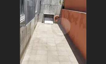 Imagem 6: Excelente casa única no quintal