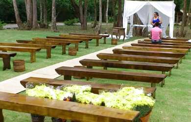 Imagem 2: Imóvel para venda com 280 metros quadrados com 5 quartos em Centro - Santa Branca - SP