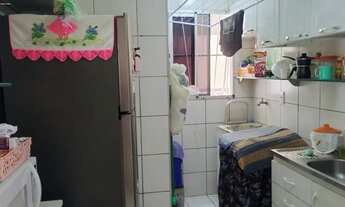 Imagem 3: Apartamento para Venda em Caucaia, Tabapuá, 2 dormitórios, 1 banheiro, 1 vaga