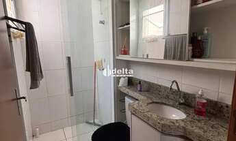 Imagem 7: Apartamento com 2 quartos disponível para venda no bairro Jardim Holanda em Uberlândia-MG