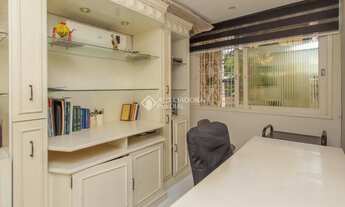 Imagem 4: Casa residencial à venda no bairro Vila Ipiranga com 4 dormitórios e 253 m² de área útil