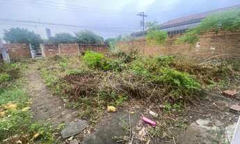 Imagem 5: Localização privilegiada e oportunidade para venda Bairro Santa Mônica 1