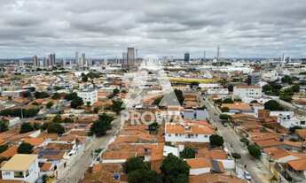 Imagem 2: Casa com três quartos, na bairro Vila Eduardo em Petrolina