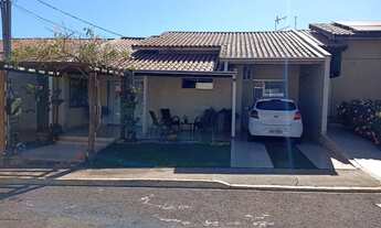 Imagem 2: VENDA - Casa Condomínio Goiabeiras - Monte Castelo -1 apto + 2 Quartos