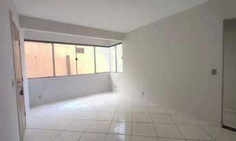 Imagem: Excelente apartamento térreo com 3 quartos