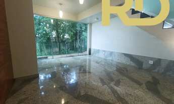 Imagem 3: Casa com 4 Quartos e 3 banheiros à Venda, 366 m² por R$ 1.500.000