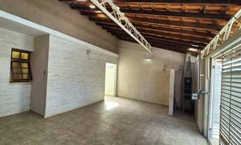 Imagem 2: Oportunidade Casa Parque Nova América 2 Dormitórios uma suite - 135m²