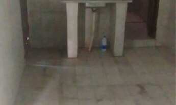 Imagem 4: Casa à venda na Cohab - Ampla, forrada e em area residencial excelente