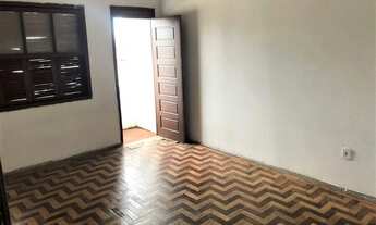 Imagem 3: Apartamento de frente, com sacada, no centro de Uruguaiana -RS