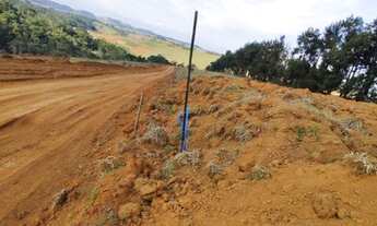 Imagem 5: R5- Vende-se terrenos de 600 metros quadrados em Igarata. Com lazer completo e á 300m do a