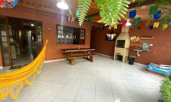 Imagem 3: CASA 3 quartos com piscina No km 10,5 bem ao lado da avenida principal