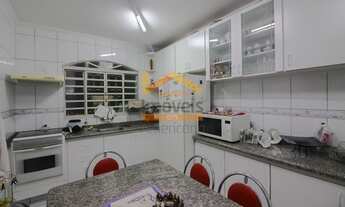 Imagem 4: AMERICANA - Casa Padrão - VILA MEDON