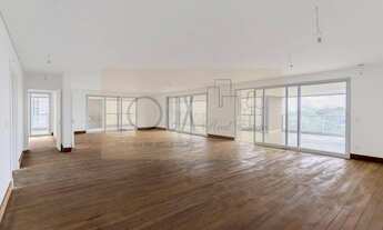 Imagem 4: Apartamento de alto padrão à venda na R. Curitiba - 540m², 4 suítes