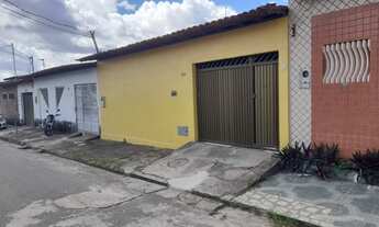 Imagem 2: Casa a 200 m da avenida principal do jardim América