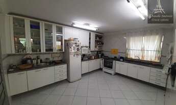 Imagem 5: Casa de condomínio arua para venda possui 285 metros quadrados com 5 quartos