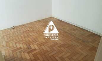 Imagem 7: 2 quartos, dependência Rua Sorocaba em Botafogo!!!