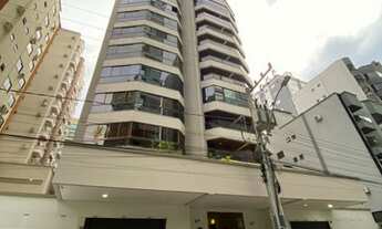 Imagem 2: Apartamento para venda possui 129 metros quadrados com 3 quartos em Meia Praia - Itapema