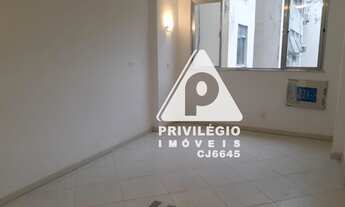 Imagem: KitnetConjugado à venda, 1 quarto, Leme