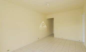 Imagem 4: Apartamento à venda, 2 quartos, varanda, dependência e vaga em Botafogo