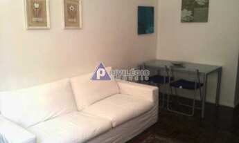 Imagem: Apartamento silencioso e com vista arborizada