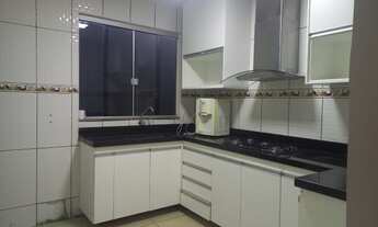 Imagem 4: Vende-se uma bela casa com 4 quartos, sendo 2 suítes na Qd 05 do Setor Sul