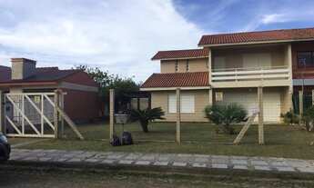 Imagem: Casa de 3 dormitórios à Venda - Xangri-lá