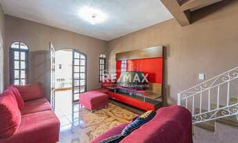 Imagem: Casa com 5 dormitórios à venda, 210 m²