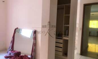 Imagem 6: Sobrado para venda com 230 metros quadrados com 5 quartos