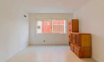 Imagem 2: Porto Alegre - Apartamento Padrão - Petrópolis