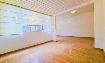 Imagem 2: Privilégio Imóveis vende: Excelente Apartamento tipo cobertura no Leblon