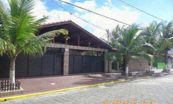 Imagem: Casa com 5 dorms, Maracanã, Praia Grande