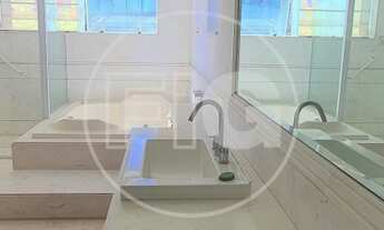 Imagem 7: GRAND LIDER LEOPOLDO - ITAIM BIBI - Venda ou Locação - 500 m² - 4 Suítes - 7 Vagas