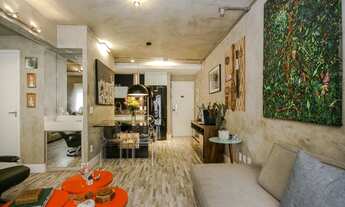 Imagem 7: Apartamento todo reformado em prédio novo e com lazer em Pinheiros - São Paulo - SP