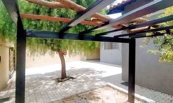 Imagem 4: Térrea para venda tem 200 metros quadrados com 4 quartos