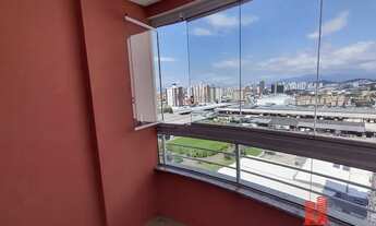 Imagem 2: Excelente apartamento 3 dormitórios com 1 suíte e sacada com churrasqueira - a 100 metros