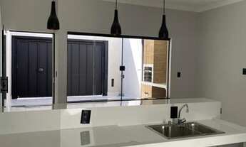 Imagem 5: Casa para Venda em Franca, Jardim Três Colinas, 3 dormitórios, 1 suíte, 1 banheiro, 2 vaga