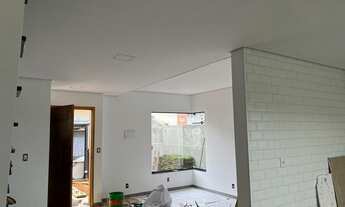 Imagem 2: Casa para Venda em Mogi das Cruzes, VILLA DI CESAR, 3 dormitórios, 1 suíte, 1 banheiro, 2