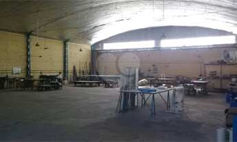 Imagem: Excelente Galpão próximo Via Dutra!!!